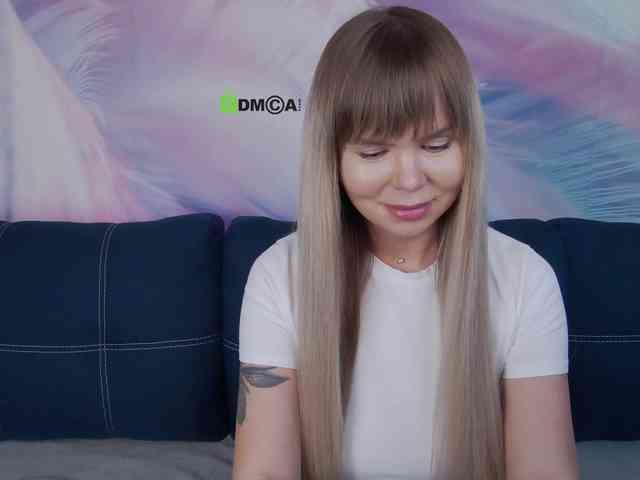 TouchMeNow webcam