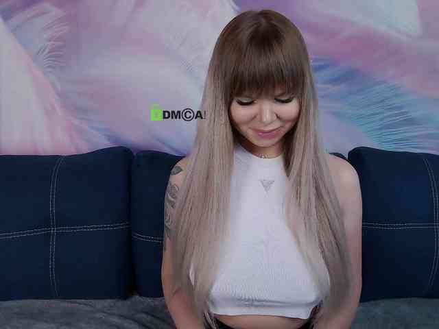 TouchMeNow webcam