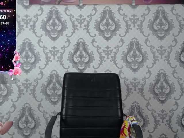 Little-letti's BongaCams show and profile