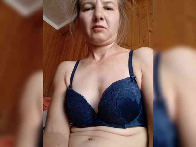 BarbiGirla webcam