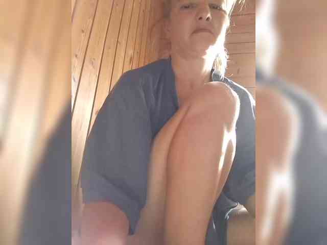 BarbiGirla webcam