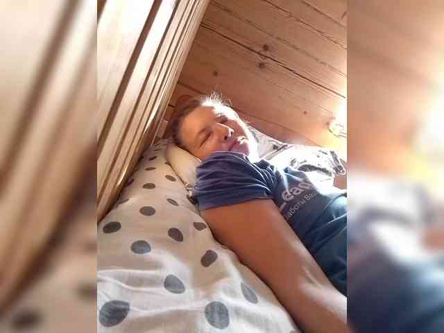 BarbiGirla webcam