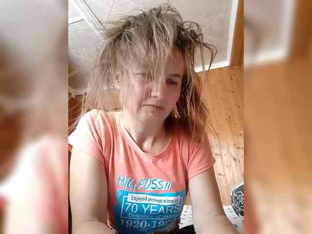 BarbiGirla webcam