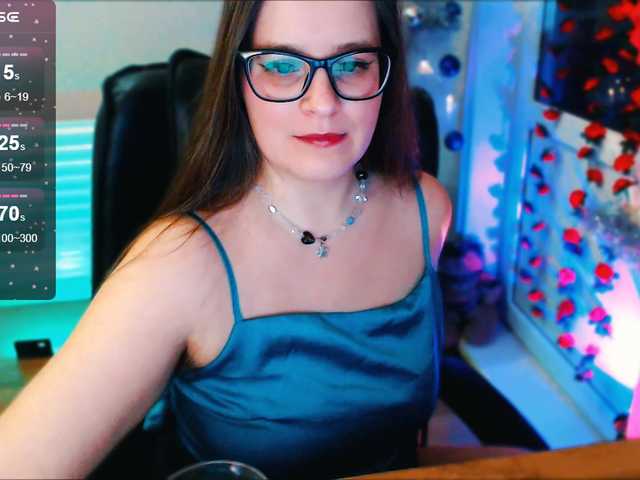 Elizabeth-3's BongaCams show and profile