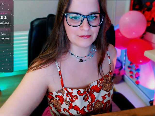 Elizabeth-3's BongaCams show and profile