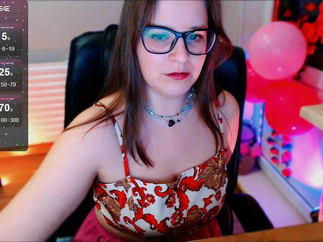 Elizabeth-3's BongaCams show and profile