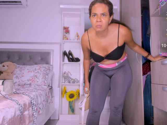 sharonDulce webcam