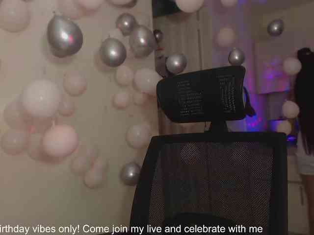 Lia_nanami webcam