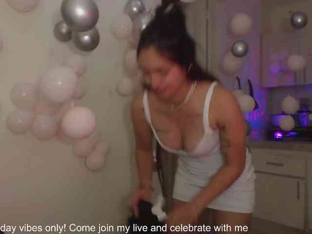 Lia_nanami webcam