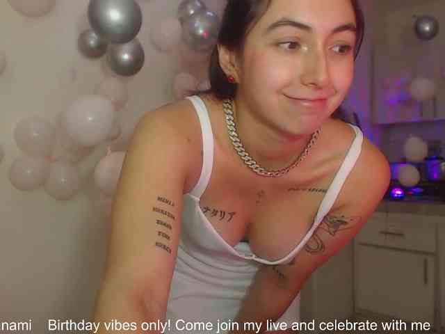 Lia_nanami webcam