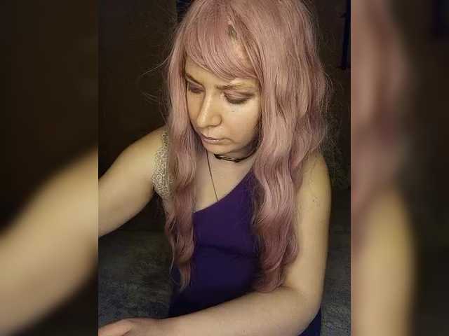 Lara551's BongaCams show and profile