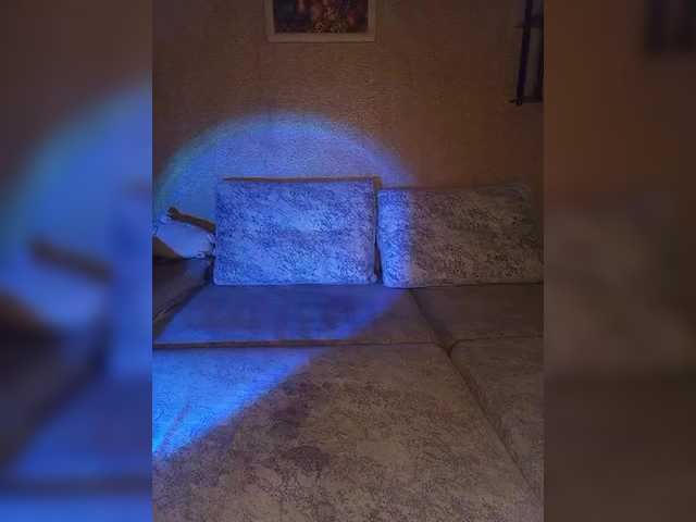 Lara551's BongaCams show and profile