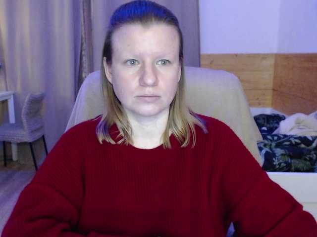 CoconutLegs's BongaCams show and profile