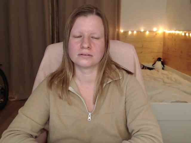 Coconut_Legs webcam