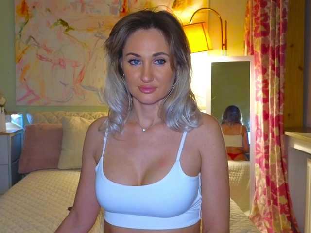 MisssMira from BongaCams is Freechat