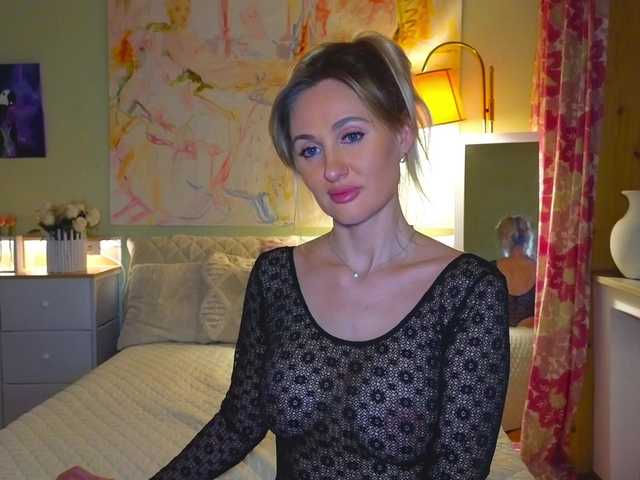 MisssMira's BongaCams show and profile