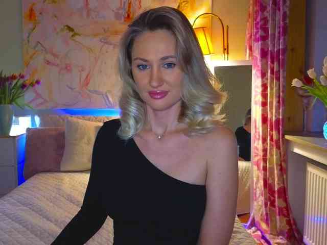 MisssMira Live Webcam on BongaCams