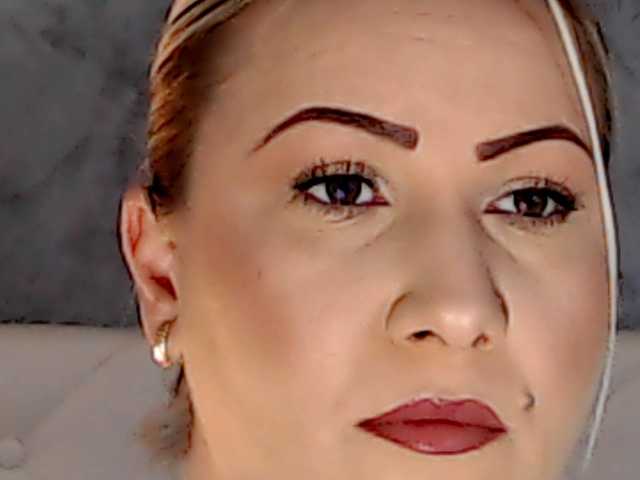 ClaudieTaylon's BongaCams show and profile