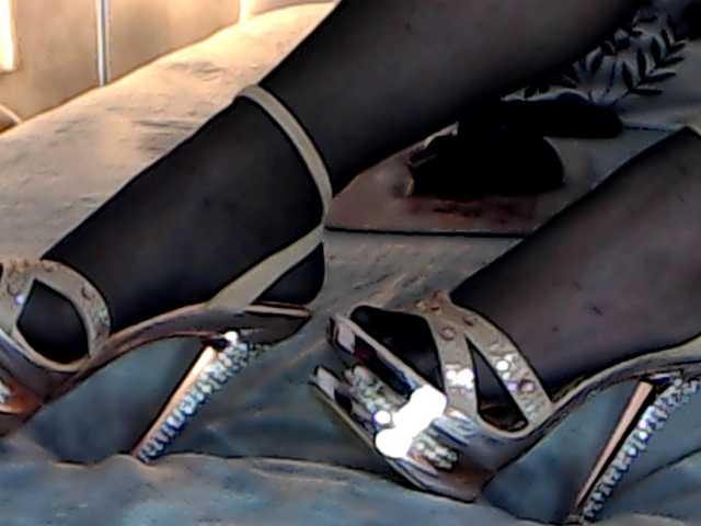 ClaudieTaylon's BongaCams show and profile