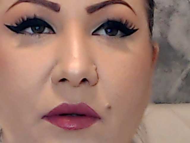 ClaudieTaylon's BongaCams show and profile