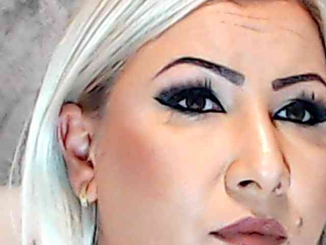 ClaudieTaylon webcam