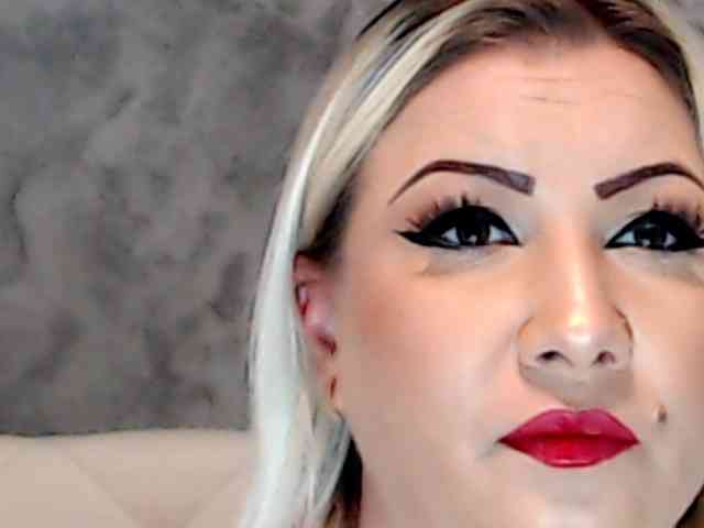 ClaudieTaylon webcam