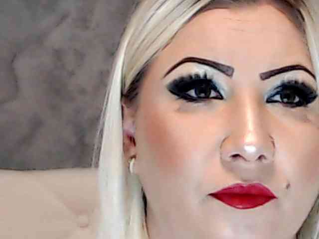 ClaudieTaylon webcam