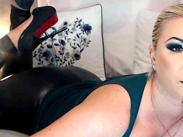 ClaudieTaylon ClaudieTaylon