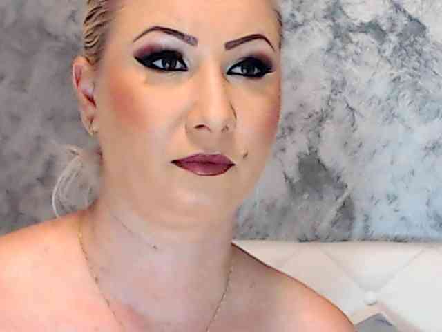 ClaudieTaylon ClaudieTaylon