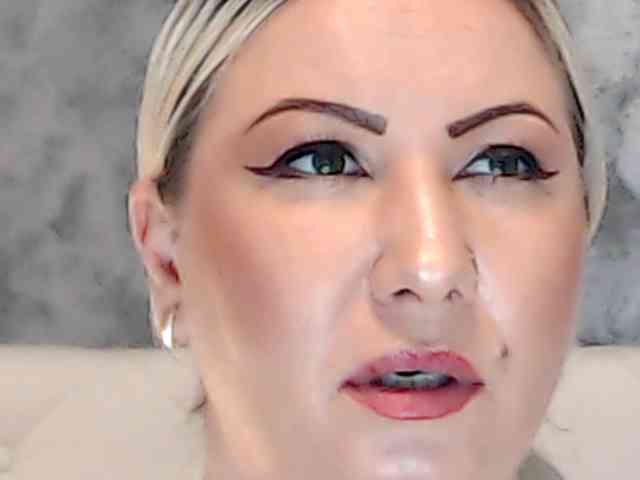 ClaudieTaylon webcam