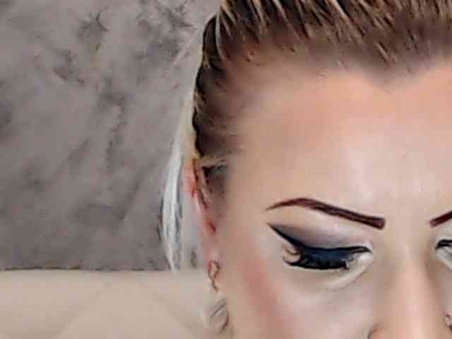 ClaudieTaylon webcam