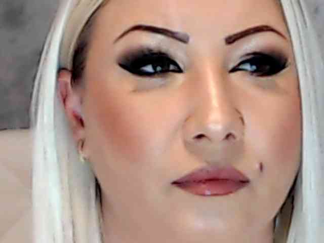 ClaudieTaylon webcam