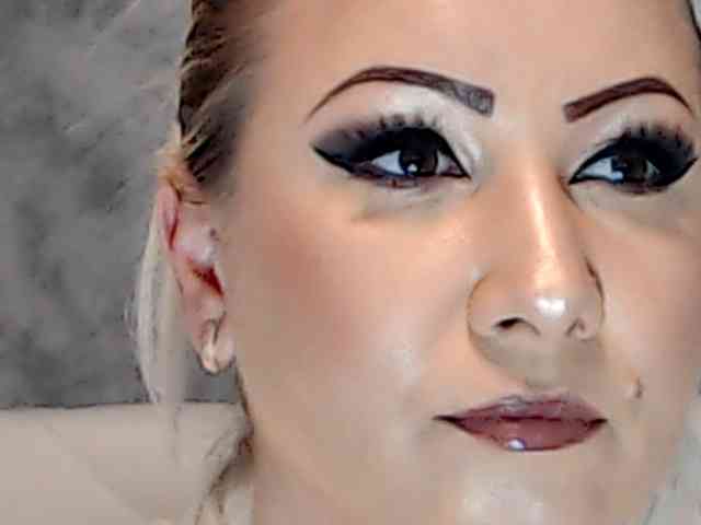 ClaudieTaylon webcam