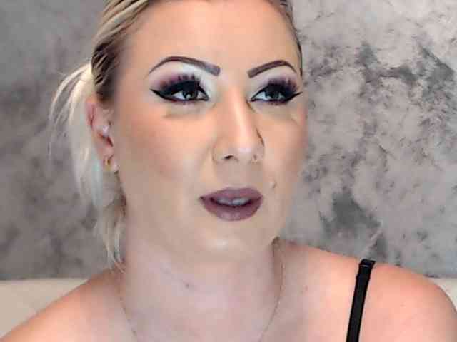 ClaudieTaylon webcam