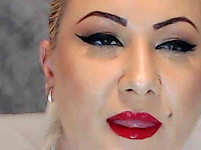 ClaudieTaylon webcam