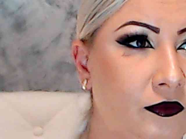 ClaudieTaylon webcam