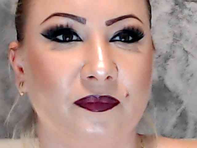 ClaudieTaylon webcam