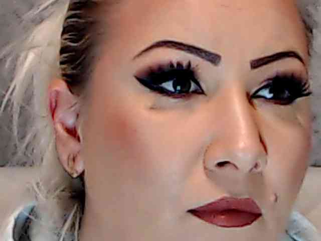 ClaudieTaylon webcam