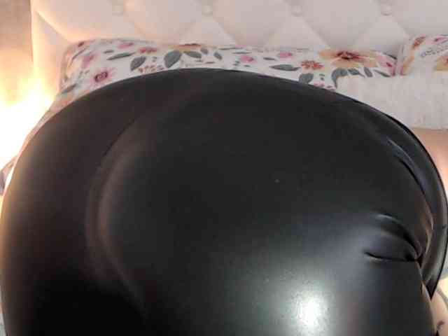 ClaudieTaylon webcam