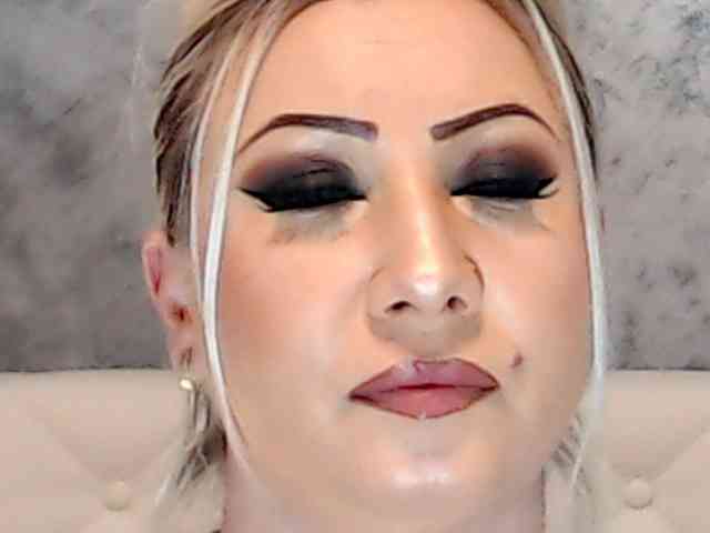 ClaudieTaylon webcam