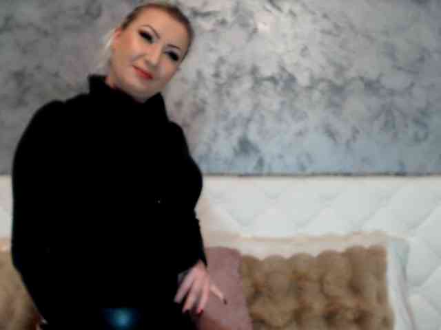 ClaudieTaylon webcam