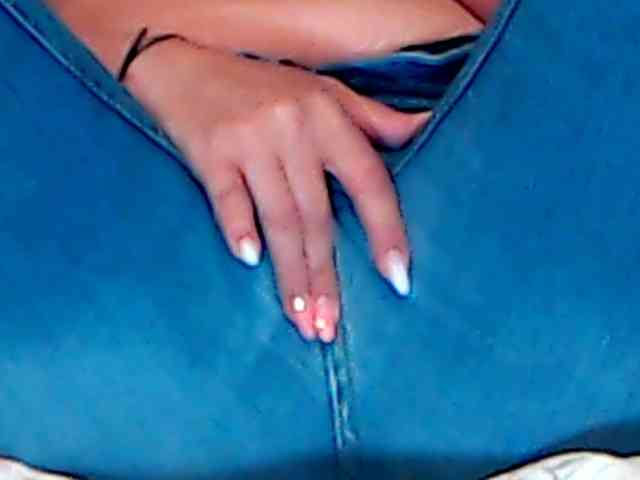 ClaudieTaylon webcam