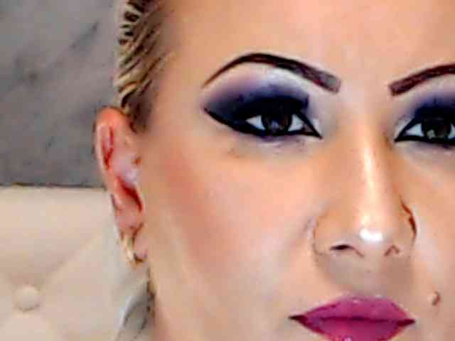 ClaudieTaylon webcam