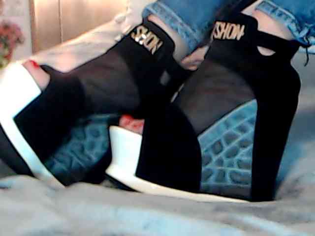 ClaudieTaylon webcam