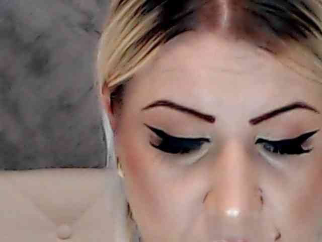 ClaudieTaylon webcam