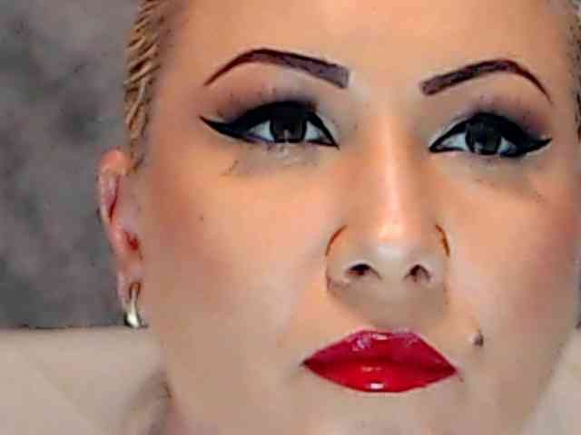 ClaudieTaylon webcam