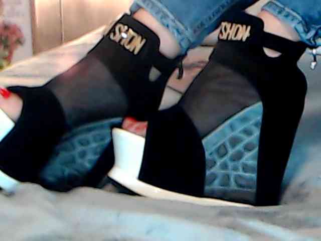 ClaudieTaylon webcam