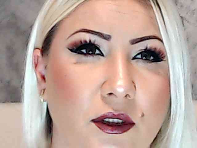 ClaudieTaylon webcam