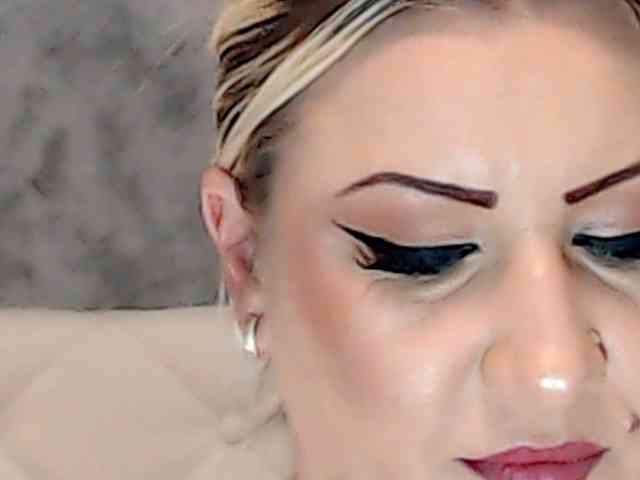 ClaudieTaylon webcam