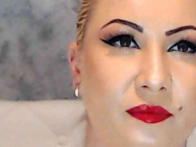 ClaudieTaylon webcam